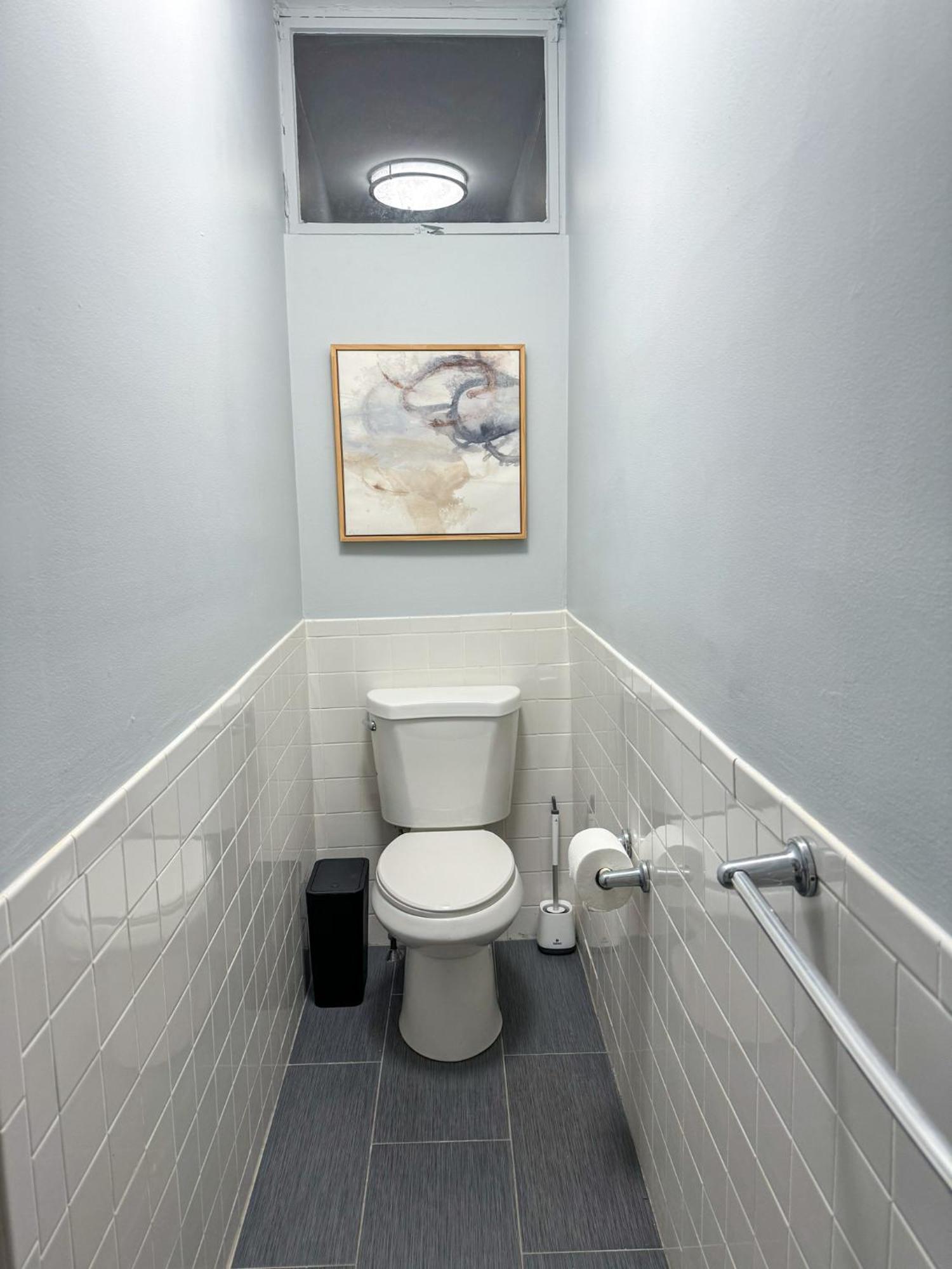 Huge,3 Bed,2Bath,Public Transport,Boston,Sleeps 9 Apartment Brookline Exterior photo